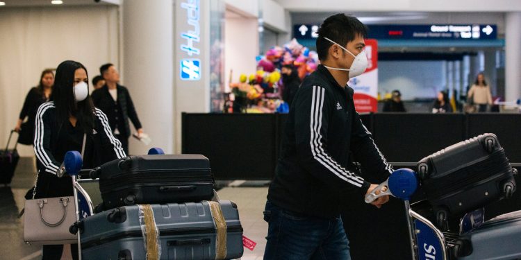 Coronavirus: Aumentó a 1.016 los fallecidos en China y California declarada en emergencia local