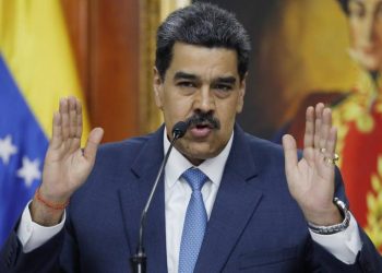 Maduro cancela vuelos a Colombia y Europa tras declarar estado de emergencia por coronavirus