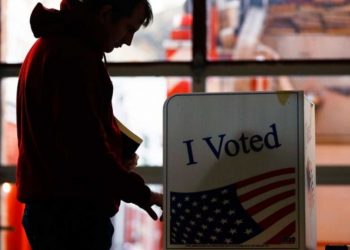 Supermartes extiende a 14 estados campaña demócrata