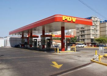 ¡Sin combustible Venezuela!