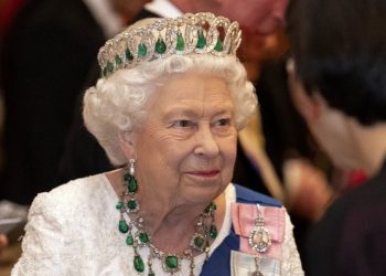 "No le queda más tiempo": La reina Isabel II está por partir de este mundo, afirmó su ex secretario