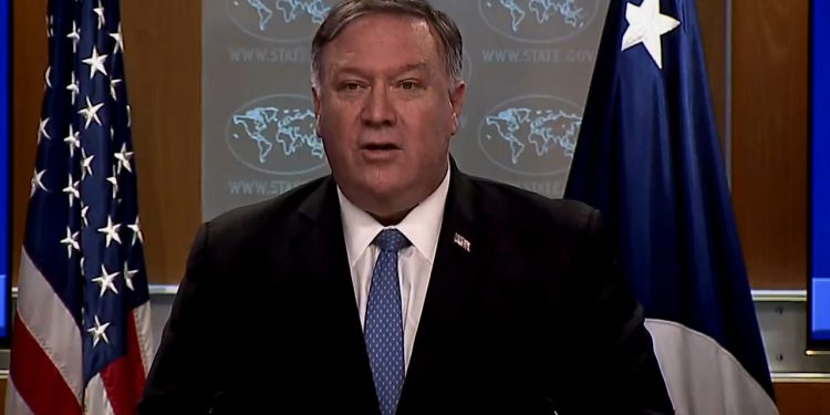 Pompeo le solicita a Maduro que libere a los presos estadounidenses en Venezuela por el coronavirus