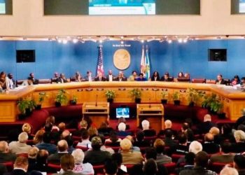 Comisión de Miami tiene en agenda otros asuntos que nada tienen que ver con la pandemia del COVID-19