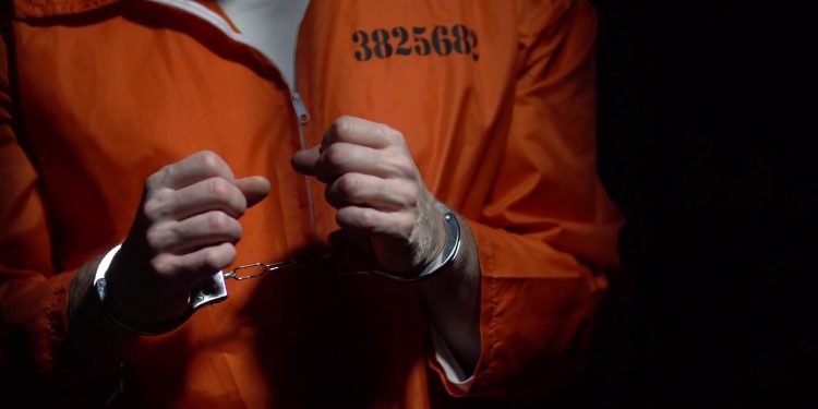 Prisiones de Florida se convierten en caldos de cultivo para el Covid-19