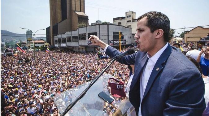 Al Navío: El régimen de Maduro quiere que Guaidó huya del país o se refugie en una embajada