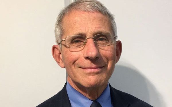 Asesor de la Casa Blanca sostiene que el desconfinamiento prematuro puede causar "muertes y sufrimientos"