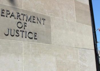 Departamento de Justicia advirtió ilegalidad de una larga cuarentena en EEUU