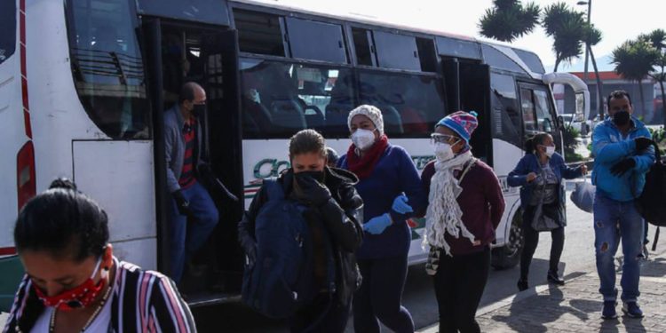 Lograr el equilibrio entre salvar vidas y salvar empleos es el reto de las naciones en la post pandemia