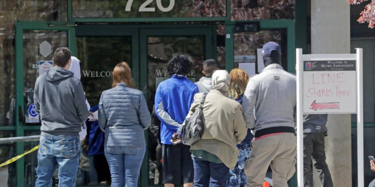 ¡COVID-19 ataca economía! 41 millones de desempleados en EE.UU. por la pandemia