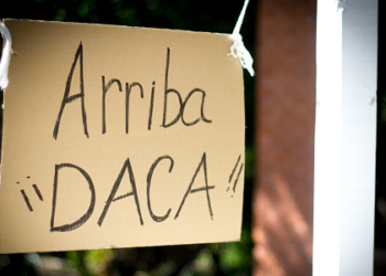 Corte Suprema de Estados Unidos falla a favor  de que se mantenga el programa DACA