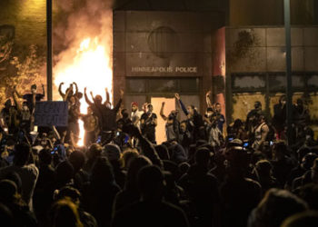 La insurgencia americana de Antifa:  La extrema izquierda ha perfeccionado el arte de los disturbios