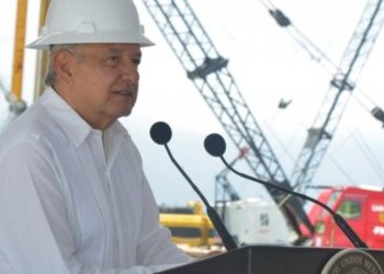 México se sale del acuerdo OPEP que extiende el recorte petrolero y se enfrenta a Rusia y a Venezuela