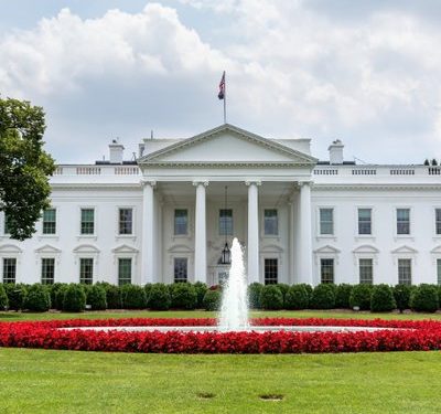 Navieros griegos sancionados suspenden vínculos con el régimen de Maduro