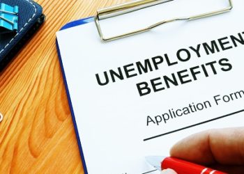 Número récord recibe ayuda por desempleo, aunque las peticiones iniciales de estímulo han disminuido en Estados Unidos