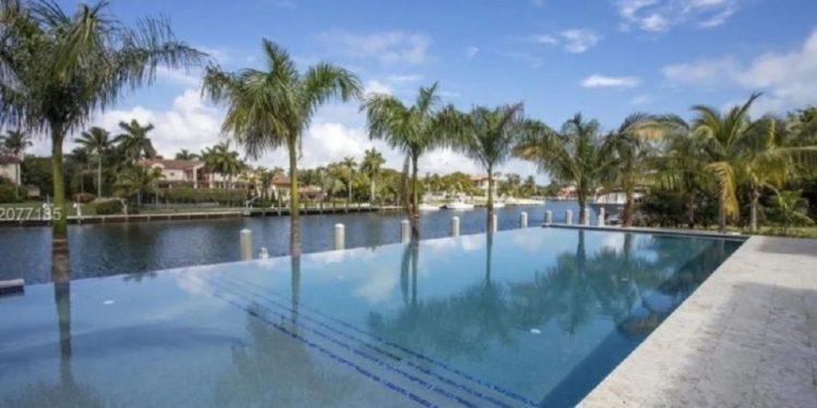 En fotos: Cúpula chavista no sale de un lujo, así era la mansión de Samark López en Florida