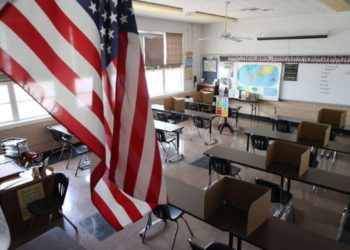 Mayoría de EEUU no cree seguro reabrir las escuelas