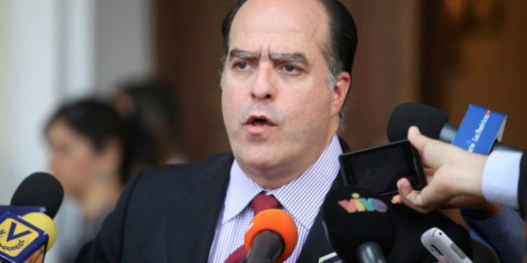 Borges aclaró que sanciones en contra del régimen no impiden compra de alimentos ni medicinas
