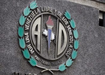 Asalto de colectivos armados a sedes del partido Acción Democrática en Caracas (Video)