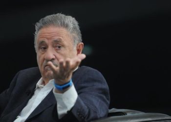 Expresidente Eduardo Duhalde afirmó que en Argentina podría haber un golpe de Estado