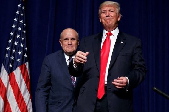 Trump se queda ‘sin trucos’ de campaña contra Biden