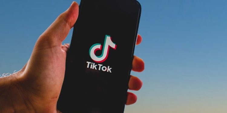 Aprobado proyecto de ley que le prohibiría al personal del Gobierno y Congreso de EE.UU usar Tik Tok