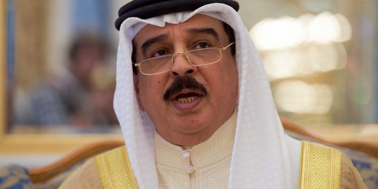 La diplomacia aérea de Israel se acerca al reino de Bahréin