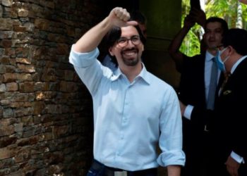 Freddy Guevara salió de la embajada de Chile en Caracas tras más de mil días