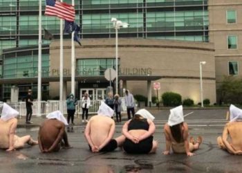 Asesinato de Daniel Prude generó manifestaciones de personas desnudas en Nueva York