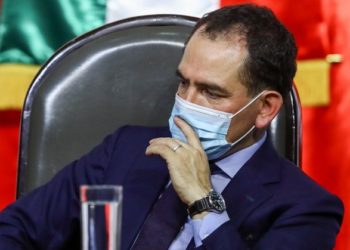 Critican al secretario de Hacienda mexicano por presentar presupuesto  "austero" mientras usaba reloj valuado en $5.500