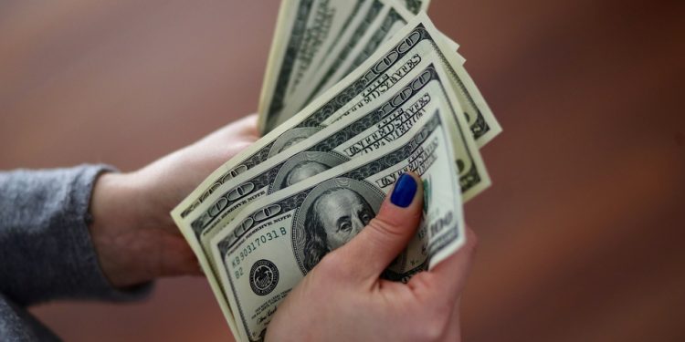 Ni la pandemia impedirá que México cierre el año con cifra récord de remesas