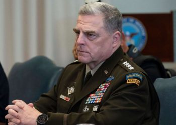 ¿Quién ejerce presión para combatir las agresiones sexuales en el ejército de EE.UU.?