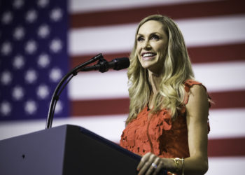 Lara Trump, nuera del presidente, se postularía para el Senado en Carolina del Norte