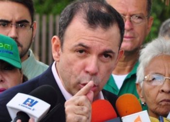 Presidente de la democracia cristiana venezolana lleva cuatro navidades "preso"