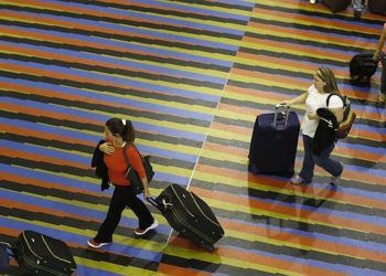 ¿COVID-19 u otra razón? Venezuela vuelve a suspender vuelos internacionales