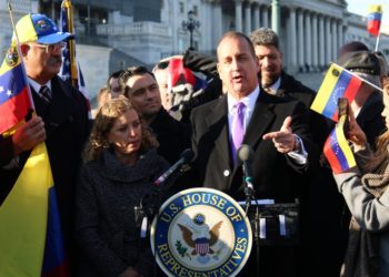 Presentado en el Congreso de EE. UU. plan de alivio migratorio para venezolanos