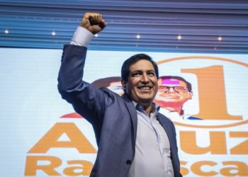 En Ecuador se recontarán parcialmente los votos para definir el rival de Arauz