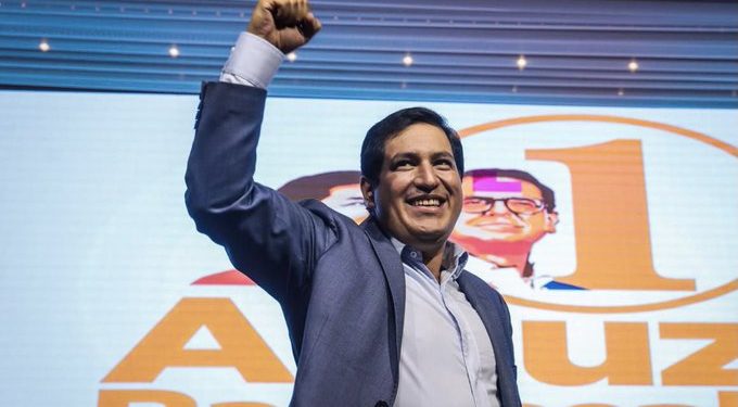 En Ecuador se recontarán parcialmente los votos para definir el rival de Arauz