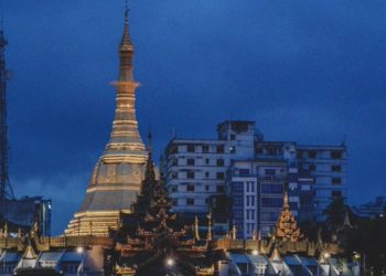 En Myanmar desafían la ley marcial con nuevas protestas