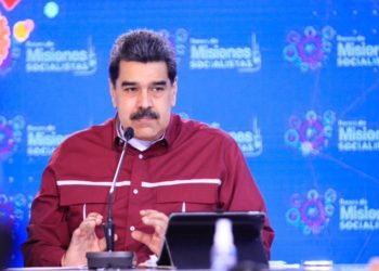 "Para la semana próxima" anuncia Maduro las primeras 100 mil vacunas Sputnik