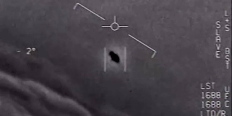 Informe OVNI detalla avistamientos ‘difíciles de explicar"