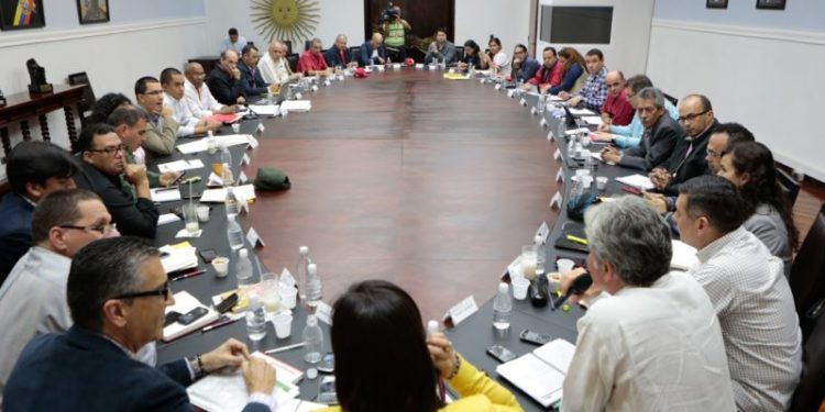 El Paquetazo de leyes de Maduro