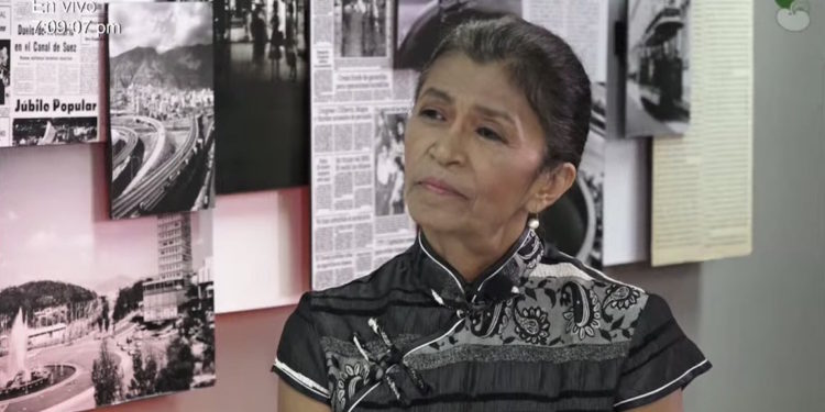 Premian a la Heroína de la Pandemia en el Día de la Mujer