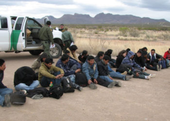 Republicanos propondrán su versión de un plan migratorio