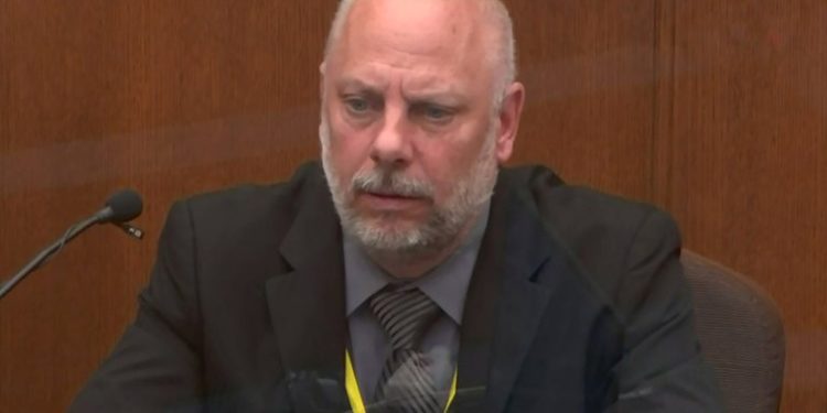 Supervisor de Derek Chauvin declaró que el policía le ocultó información