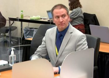 Derek Chauvin condenado por todos los cargos en la muerte de George Floyd