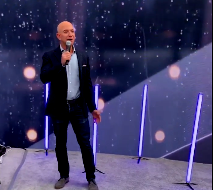 Jeff Bezos también quiere llegar a la Luna
