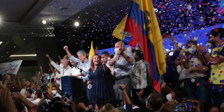 Guillermo Lasso gana la presidencia de Ecuador