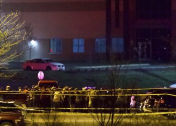 Ocho muertos deja tiroteo en depósito de FedEx en Indianápolis