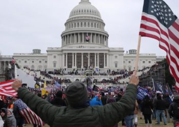 Demócratas sacan provecho de oposición republicana a comisión del 6 de enero