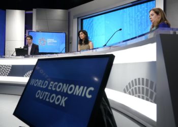 FMI: economía de EEUU superará su tamaño pre-pandemia